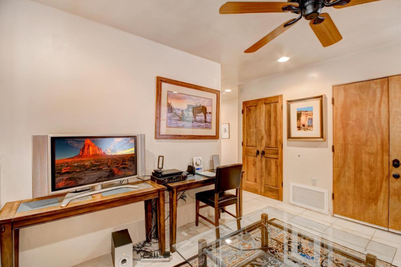 El Corazon De Santa Fe, 3 Bedrooms, Sleeps 6, Flat Panel Tvs, Fireplaces Santa Fe