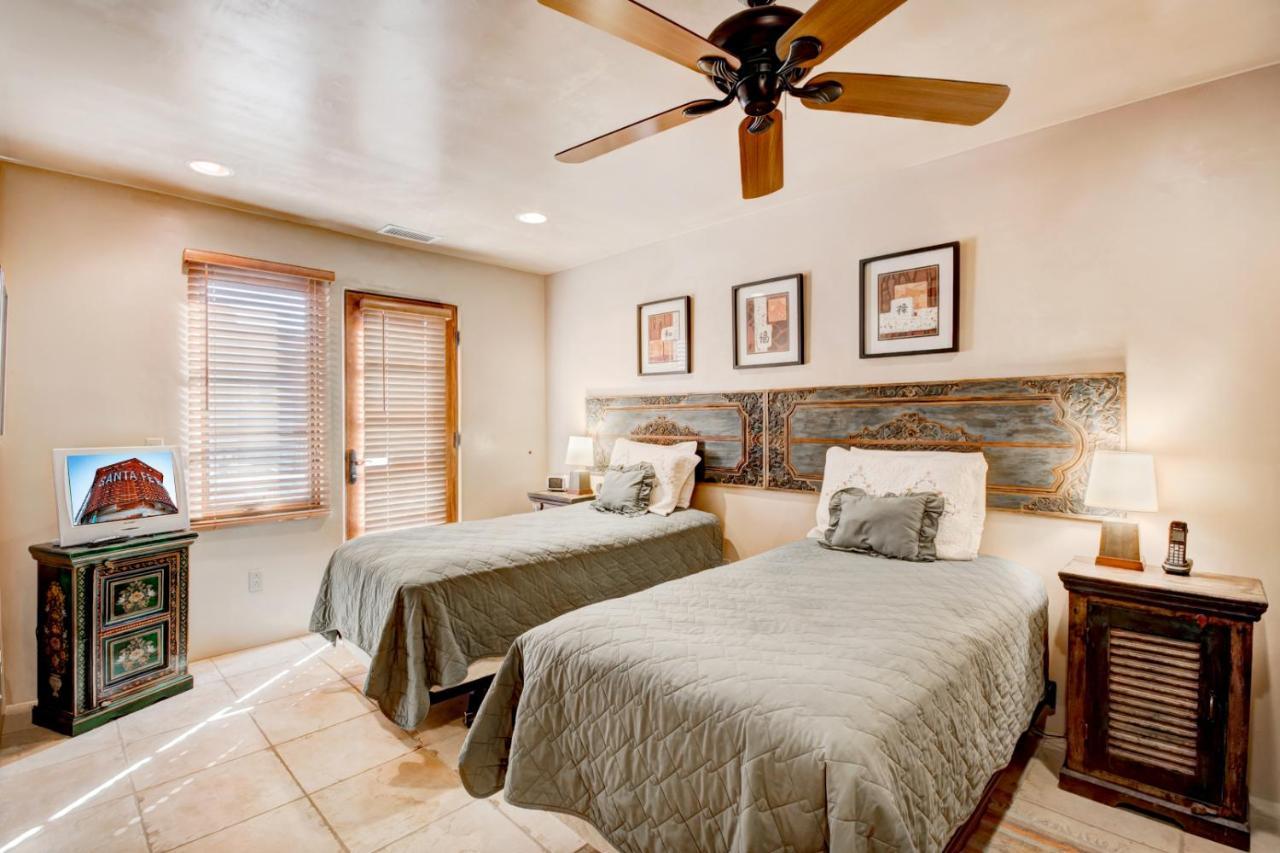 El Corazon De Santa Fe, 3 Bedrooms, Sleeps 6, Flat Panel Tvs, Fireplaces